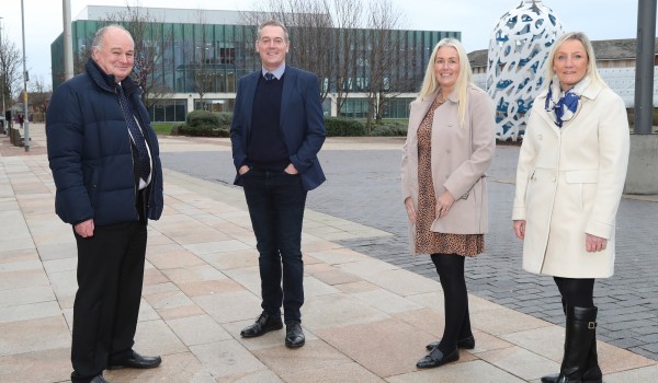 5a-from-left-mark-ashall-andy-preston-vicky-walker-and-mel-little-of-axa-uk-with-2-centre-square-behind-1-639a06c6f381e.jpg (Buddy Image) 5a-from-left-mark-ashall-andy-preston-vicky-walker-and-mel-little-of-axa-uk-with-2-centre-square-behind-1-639a06c6f381e.jpg (Buddy Image)